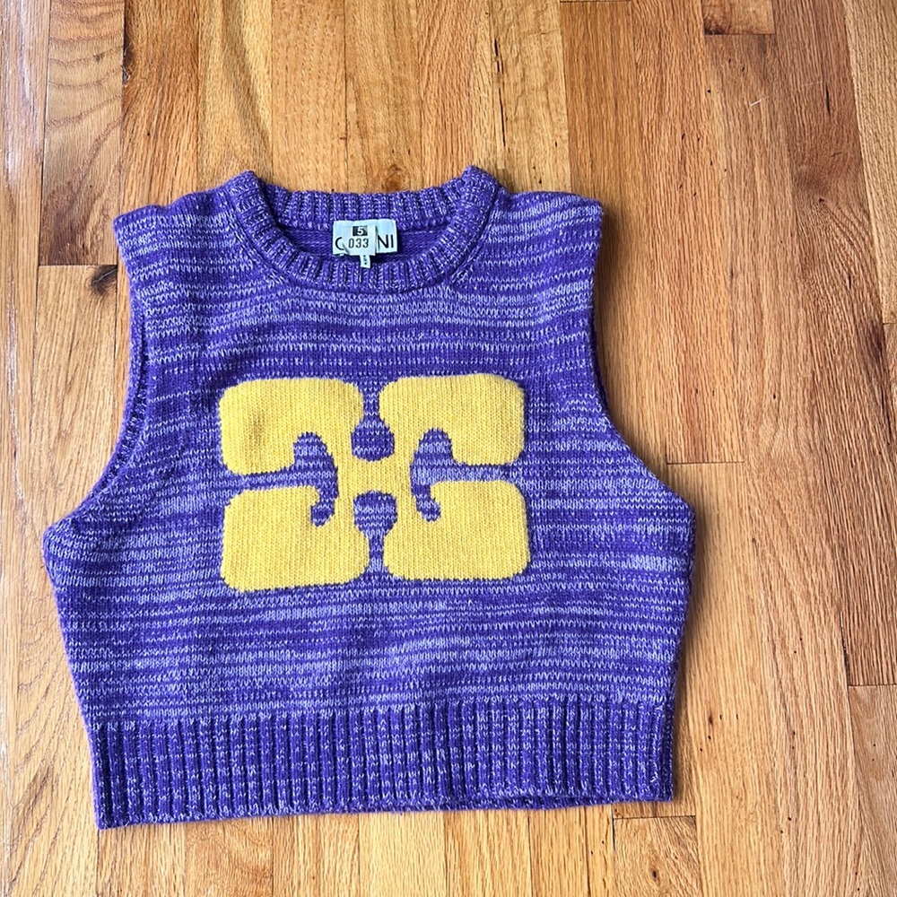 Ganni vest